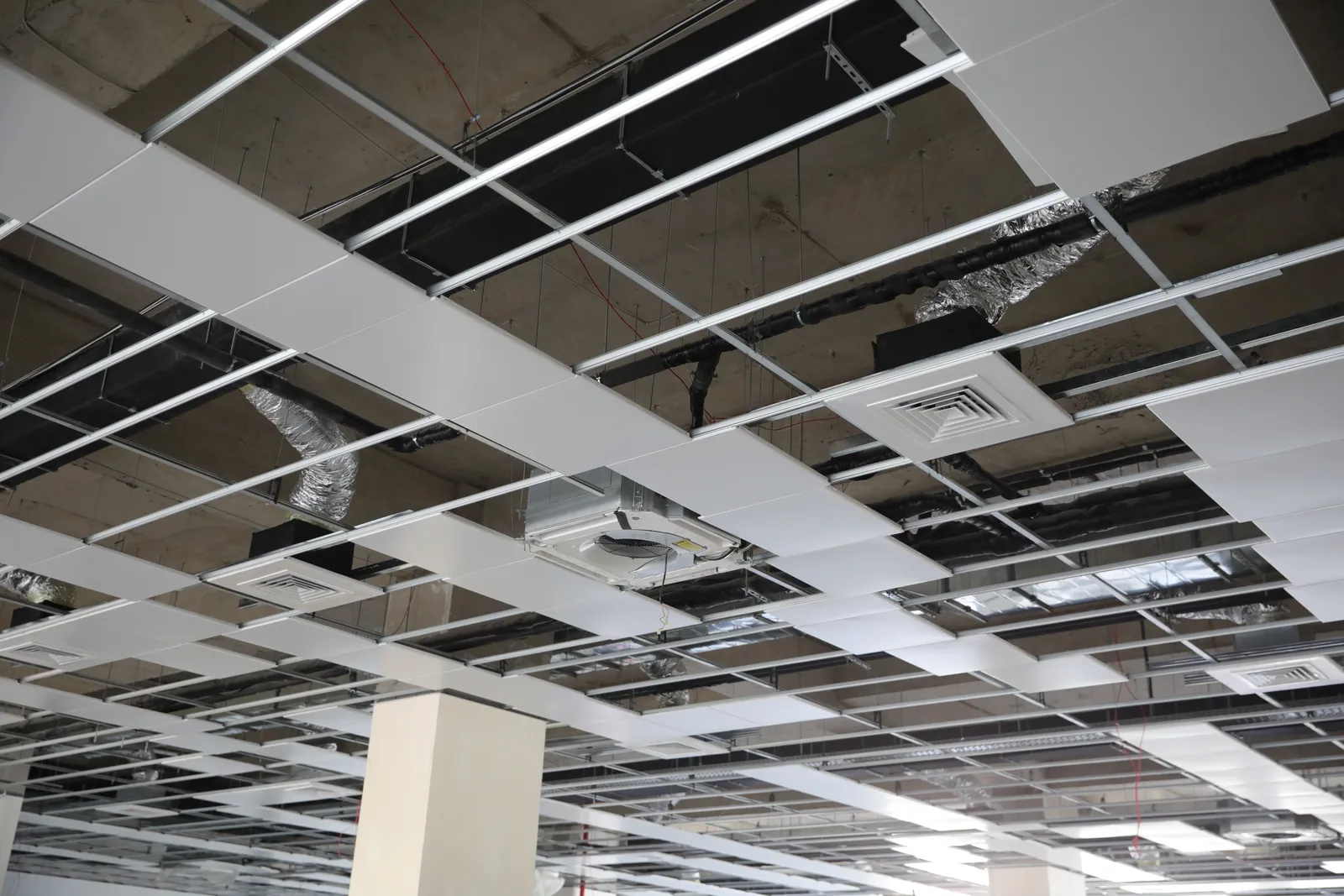 Fan coil ceiling installation